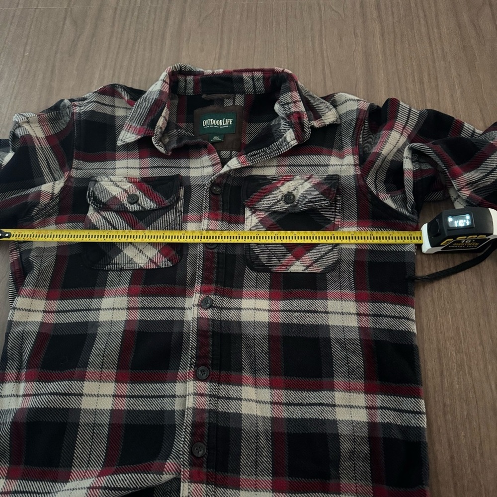 Outdoor Life Thick Flanel Plaid Mens Shirt Medium Red Black Button Front Pockets - Picture 8 of 9